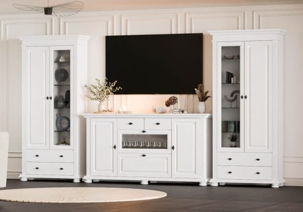 Massivholz-Wohnzimmer Skagen mit 2 Vitrinen und Kommode